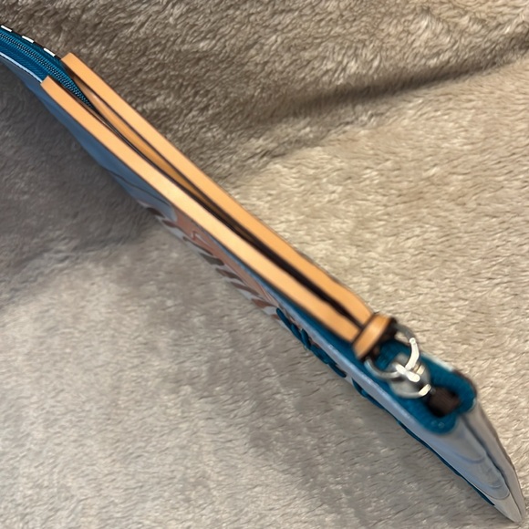 HENRI BENDEL - Picture 16 of 16